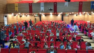 İlkokul öğrencileri tiyatro ile buluşmaya devam ediyor