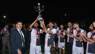 Bitlis'te doktor Karakaya ve hemşire Alioğlu anısına futbol turnuvası düzenlendi