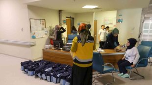 'Hoş geldin bebek' projesi çerçevesinde 9 bin anneye bebek bakım seti hediye edildi