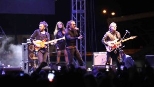 Erzincan'da Kıraç rüzgarı esti