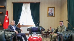 8. Kolordu Komutanı Atay'dan Vali Ekinci'ye ziyaret