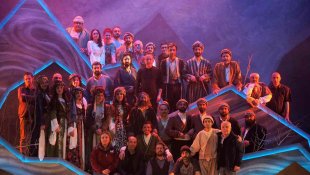 Van Devlet Tiyatrosu Siyabend ve Xece ile perdelerini açtı