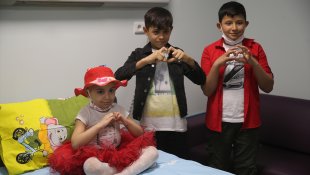 Talasemi hastası 3 kardeş, kardeşlerinden alınan kök hücreyle sağlığına kavuştu