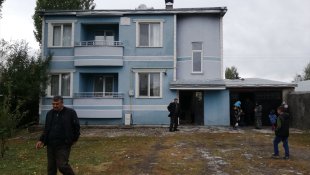 Kars'ta yıldırımın isabet ettiği 4 evde hasar oluştu