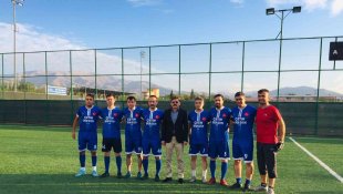 Dostluk maçının galibi emniyet oldu