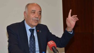 Başkan Yücelik'ten duygusal veda