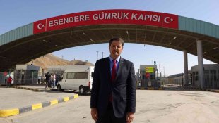 Başkan Çoğaç: "İranlı turistlerin kimlikle günübirlik Yüksekova'da alışverişlerini yapması için çalışma başlattık"