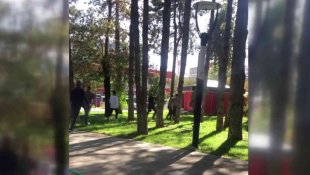 İki grup arasındaki kavga cep telefonu kamerasına yansıdı