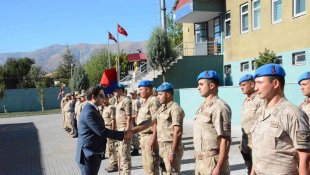 Kaymakam Başar, jandarma ile bir araya geldi