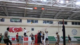 Solhanspor antrenmanlarını tamamladı