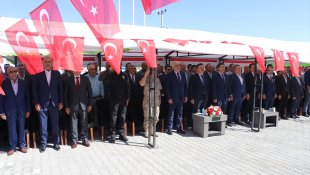 Iğdır'da 400 kişiye istihdam sağlayacak tekstil fabrikasının açılışı yapıldı