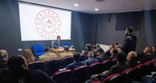 Yedisu'da muhtarlar toplantısı gerçekleştirildi