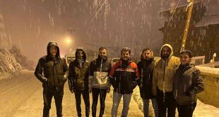 Vali Yardımcısı Kasımoğlu, karla mücadele çalışmalarına katılıyor