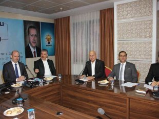 AK Partili İleri: "Türkiye bir güven ve istikrar adası olma yolunda kararlılıkla ilerliyor"