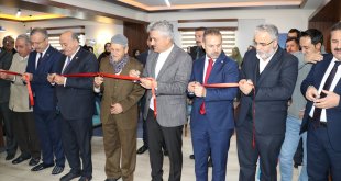 Erzincan'da Gençlik Merkezi açıldı
