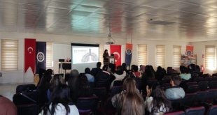 Çıldır MYO'da akciğer kanseri konferansı