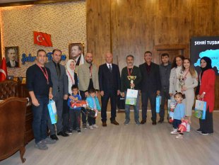 Tuşba Belediyesinden öğretmenler arası satranç turnuvası