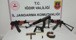 Iğdır'da silah kaçakçılığı operasyonunda 2 şüpheli tutuklandı