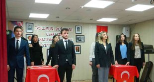 Öğretmenler gününde 10 öğretmen yemin etti