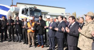 Malazgirt'te yapılacak otogarın temeli atıldı