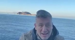 Ünlü sanatçı Metin Şentürk "Van Gölü canavarı"nı aramaya çıktı