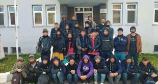 Bitlis'te 28 düzensiz göçmen yakalandı