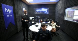 Köylerdeki çocuklar, Malazgirt'in 'Gönül Radyosu'nda hayallerini duyuruyor