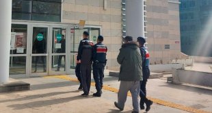 Elazığ'da yazlık evlerden hırsızlık yaptıkları öne sürülen 3 şüpheli yakalandı