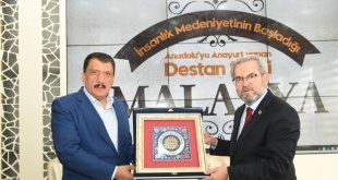 Rektör Ünüvar'dan Malatya'ya övgü