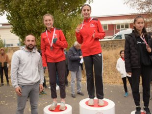 Belediye kros takımı Kars'ı başarıyla temsil etti