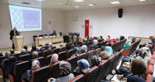 Elazığ'da 'Felsefe ve Din Bilimleri' sempozyumu