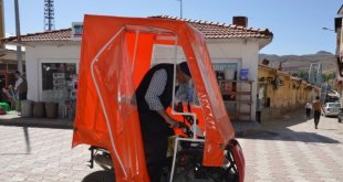 86 yaşındaki ATV tutkunu Turan dede motoruna gözü gibi bakıyor