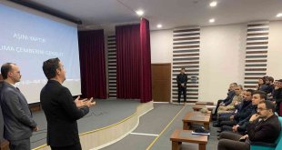 Kuduz hastalığı ile mücadele bilgilendirme toplantısı düzenlendi