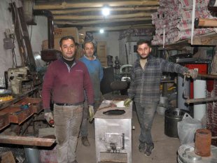 Yüksekovalı üç kardeş 25 yıldır baba mesleğini sürdürüyor