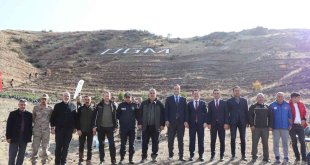 Oltu'da 5 bin ağaç toprakla buluştu