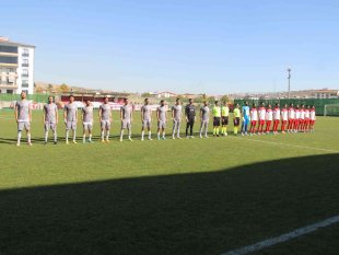 ES Elazığspor Kocaeli'de, 23 Elazığ FK evinde oynayacak