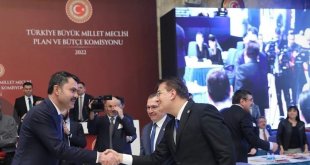 Aydemir şehircilikte Erzurum'u örnek gösterdi