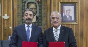 Atatürk Üniversitesi ile Erzurum Barosu arasında eğitim protokolü imzalandı