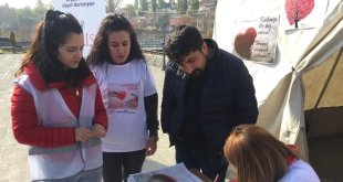 Sağlık çalışanı doğum gününde organlarını bağışladı