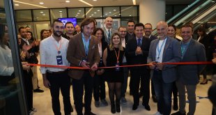 NEOHUB Girişim Hızlandırma Programı ilk mezunlarını verdi