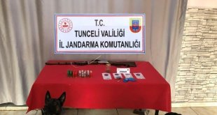 Tunceli'de uyuşturucu ve av tüfeği ele geçirildi: 2 gözaltı