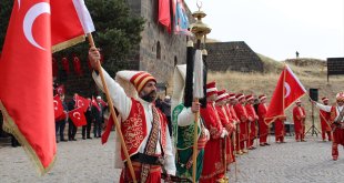 Erzurum'da 'Aziziye Destanı' şehitleri anıldı