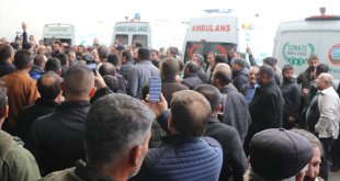 Ağrı'daki trafik kazasında hayatını kaybedenlerin cenazeleri ailelerine teslim edildi