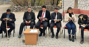 Hamur'da kitap okuma etkinliği yapıldı