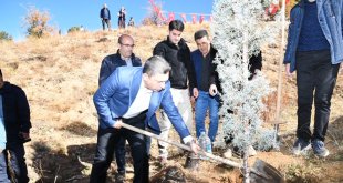 5 bin fidan toprakla buluştu