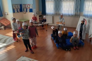 Çıldır Anaokulu öğrencilerinden Kızılay Haftası etkinliği