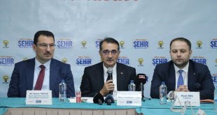 Enerji ve Tabii Kaynaklar Bakanı Dönmez, Ardahan'da enerji politikasını anlattı: