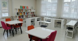 TÜSİAD Yönetim Kurulu Başkanı Turan, Keban ilçesinde kütüphane kurdu