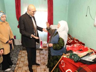 Kaymakam Aydın'dan yaşlı ve hastalara ziyaret