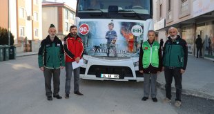 Erzincan'da hayırseverlerden temin edilen 27 ton kömür İdlib'e gönderildi